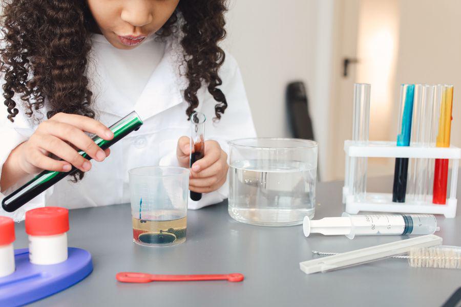 Alena Analeigh; Alena Wicker; medical school; genius