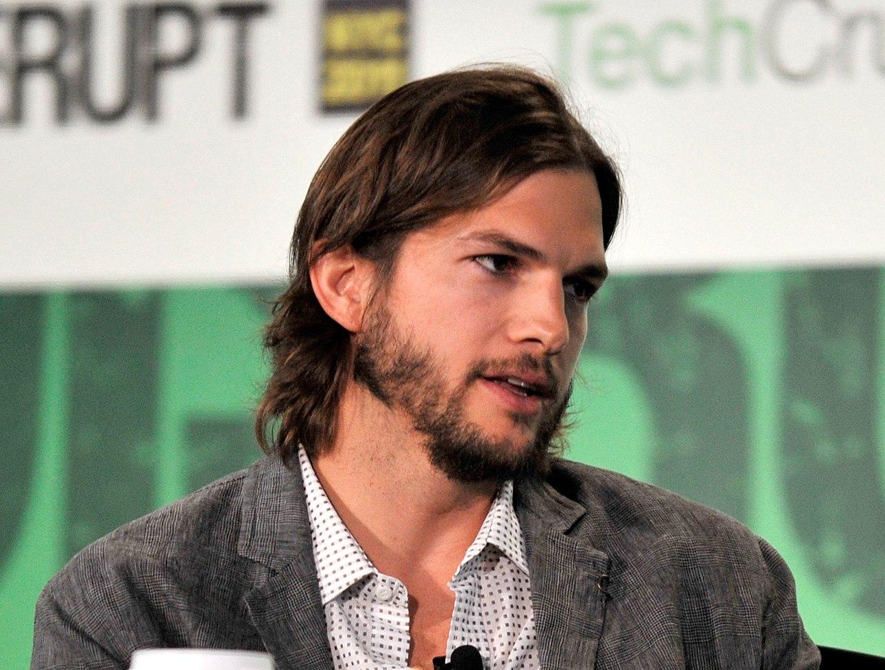 ashton kutcher, ashton kutcher vascultis, ashton kutcher bear grylls