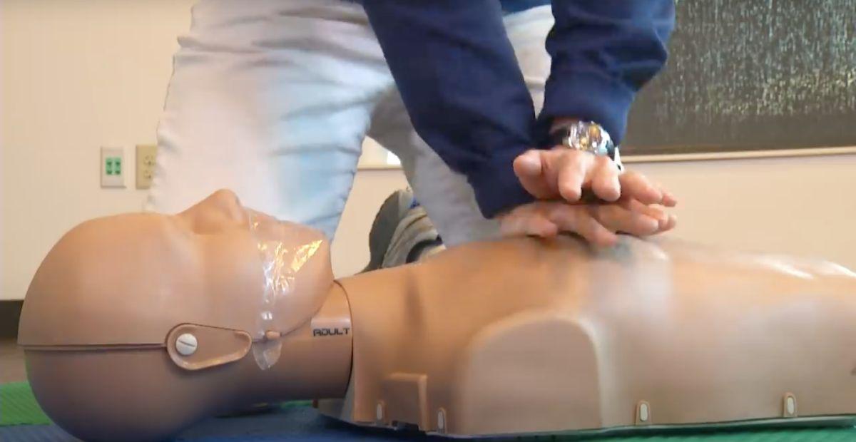 cpr, first aid, cardiac arrest