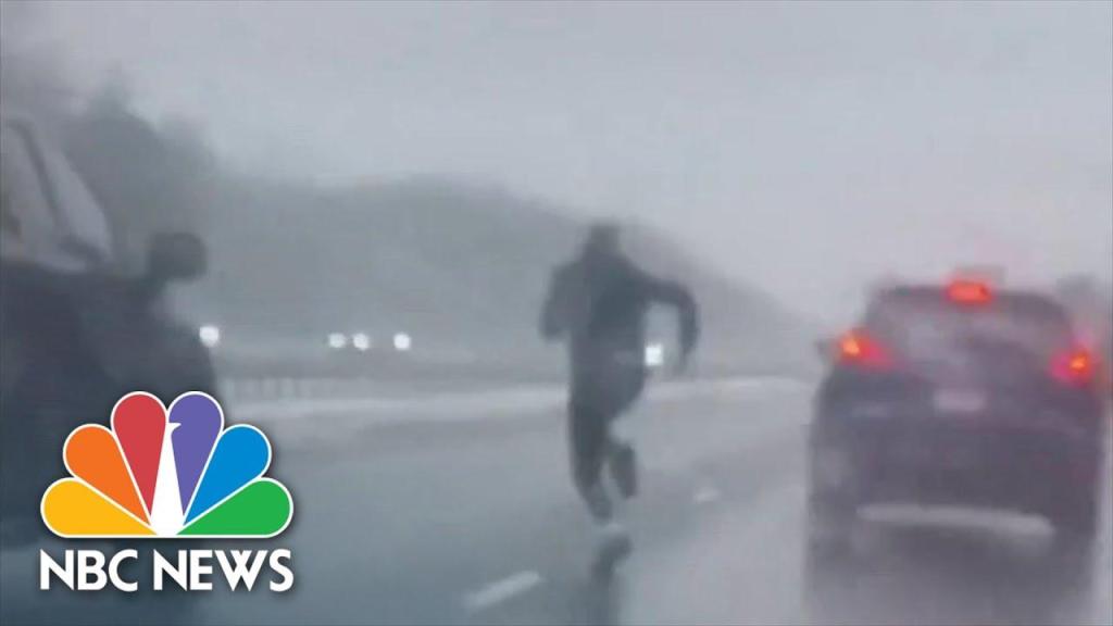 hero; acts of kindness; video; Massachusetts man; highway hero