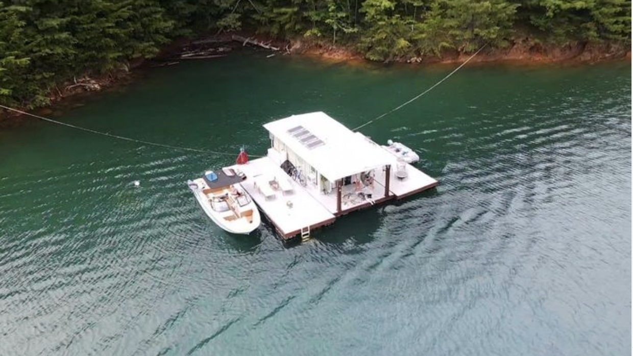 houseboat, floating cabin, tiny homes