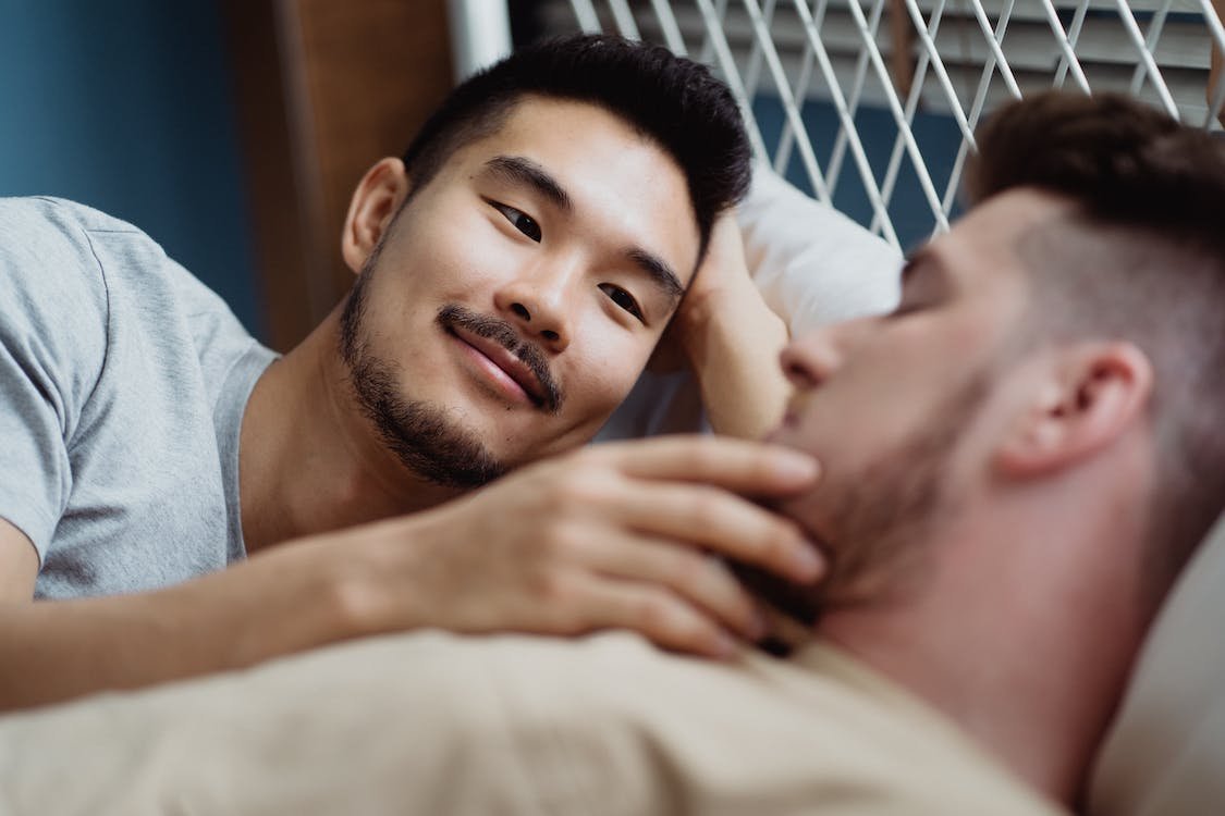 gay marriage, family vacations, reddit aita