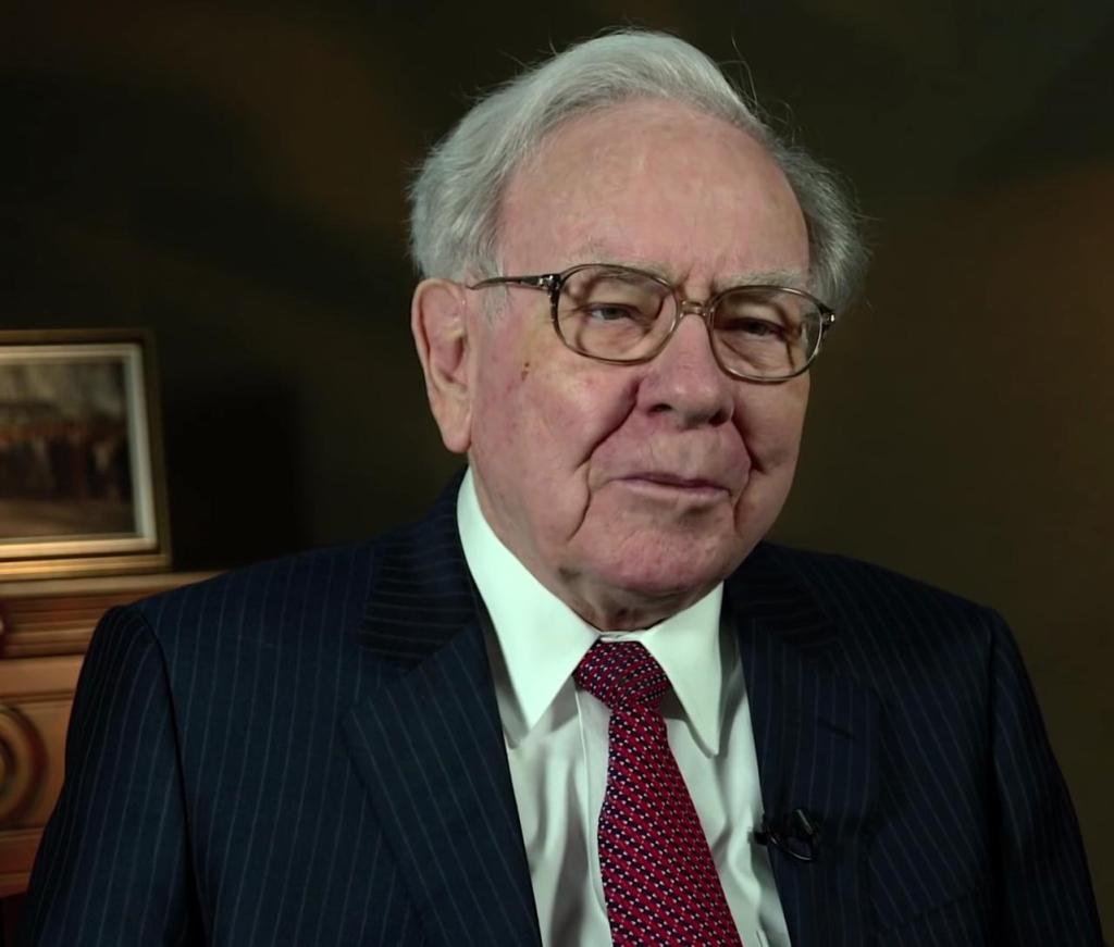 Warren Buffett, billionaire, wisdom, strategy, financial investments