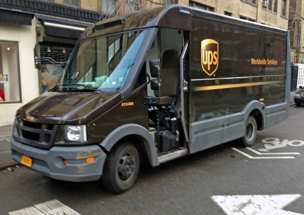 UPS driver, UPS jobs, applying for UPS, become UPS driver, UPS driver paycheck