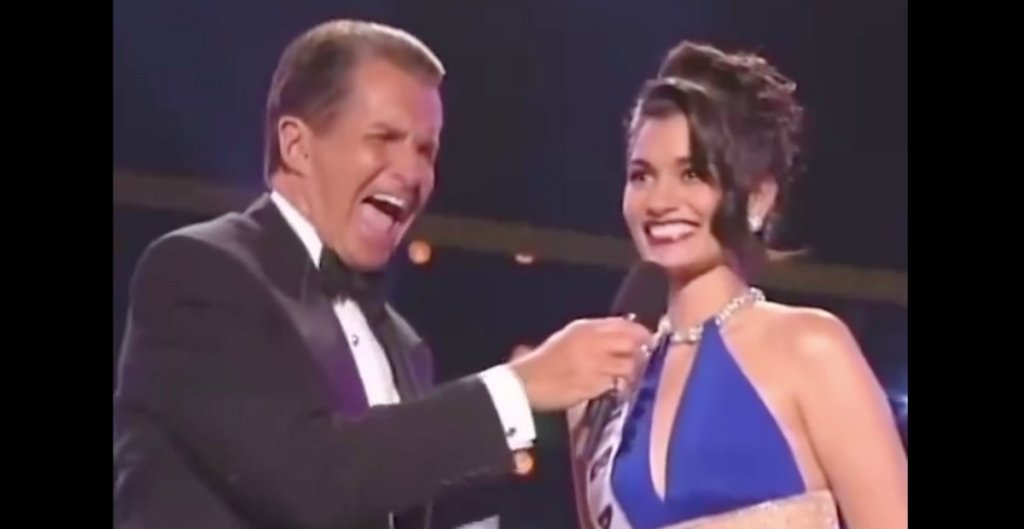 Brook Lee, Miss USA 1997, answering a question at the Miss Universe pageant