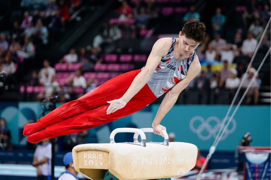 stephen nedoroscik on the pommel horse