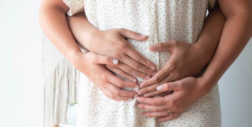 babies, pregnant woman, reddit