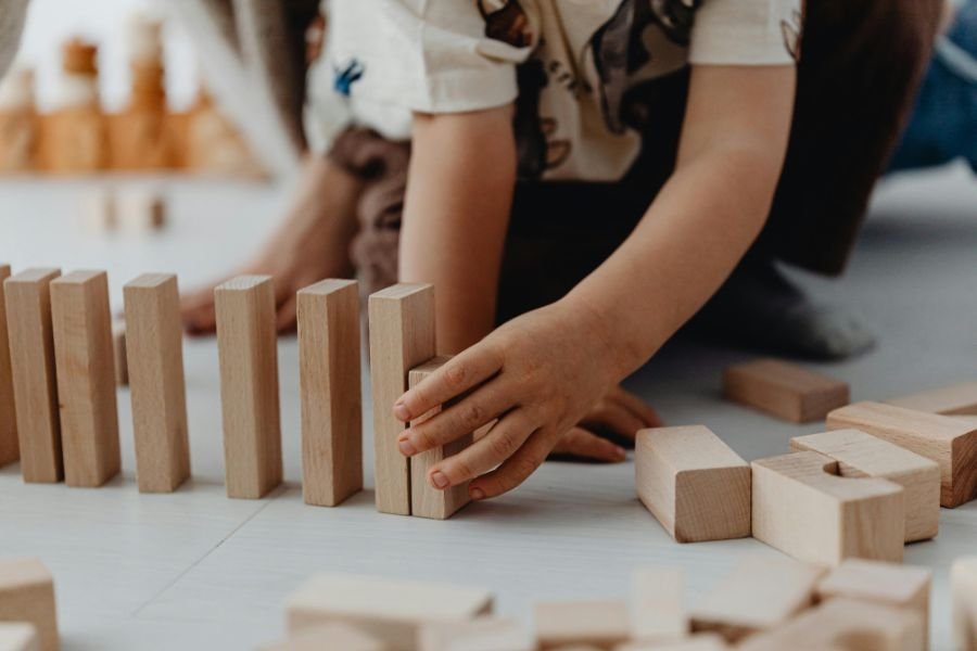 child playing with blocks