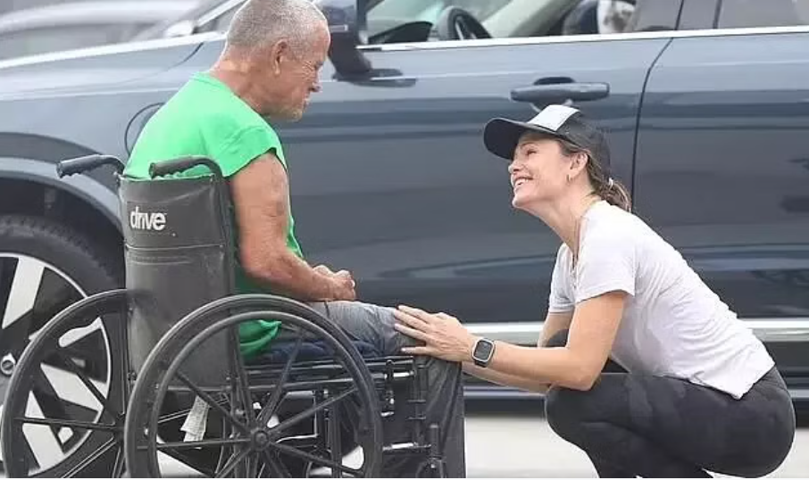 jennifer garner, homeless, helping homeless