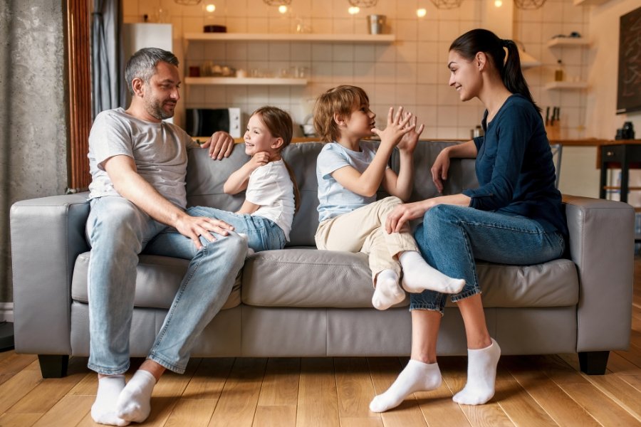 parents talking to young kids