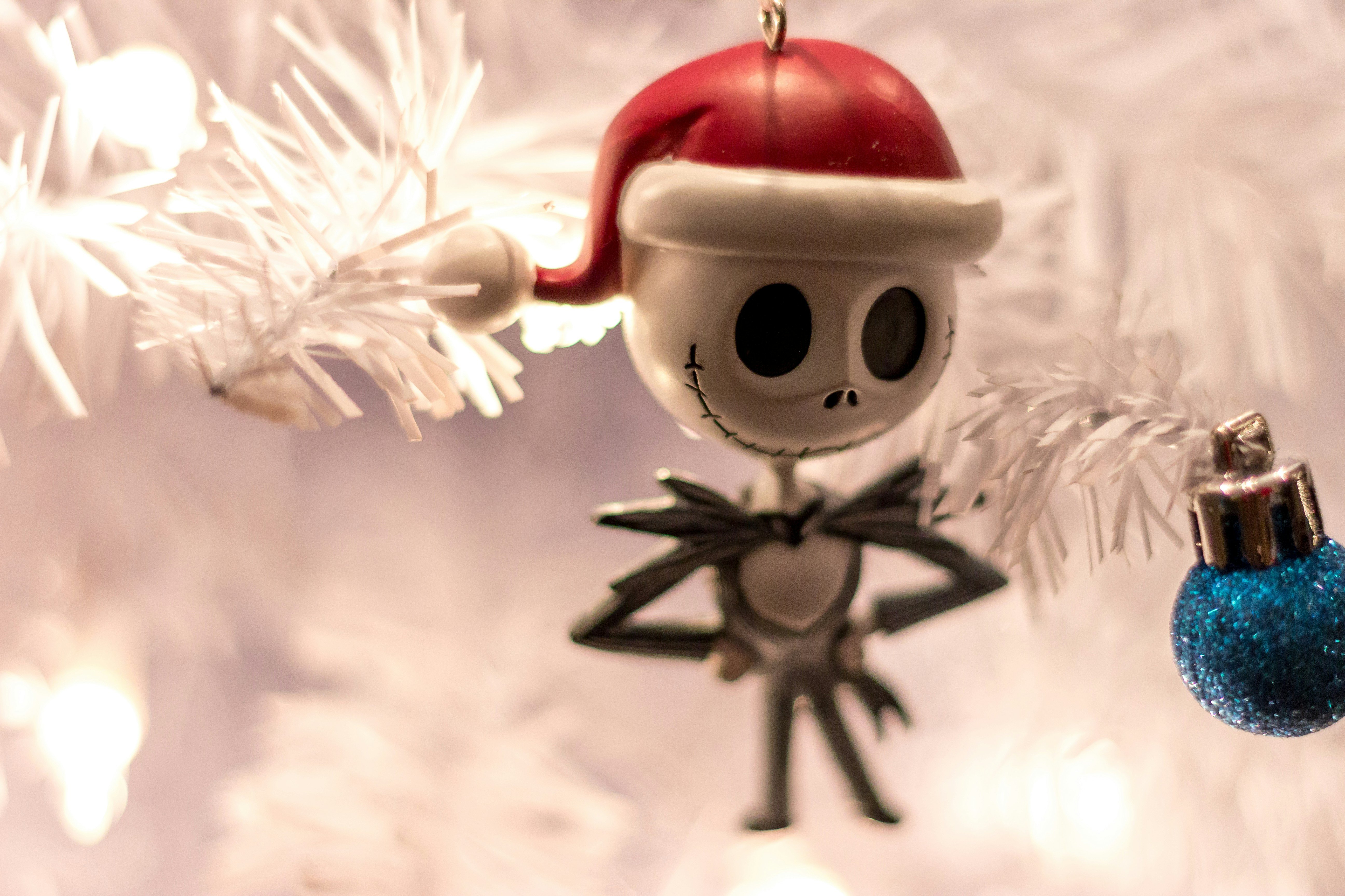 A jack skellington christmas ornament