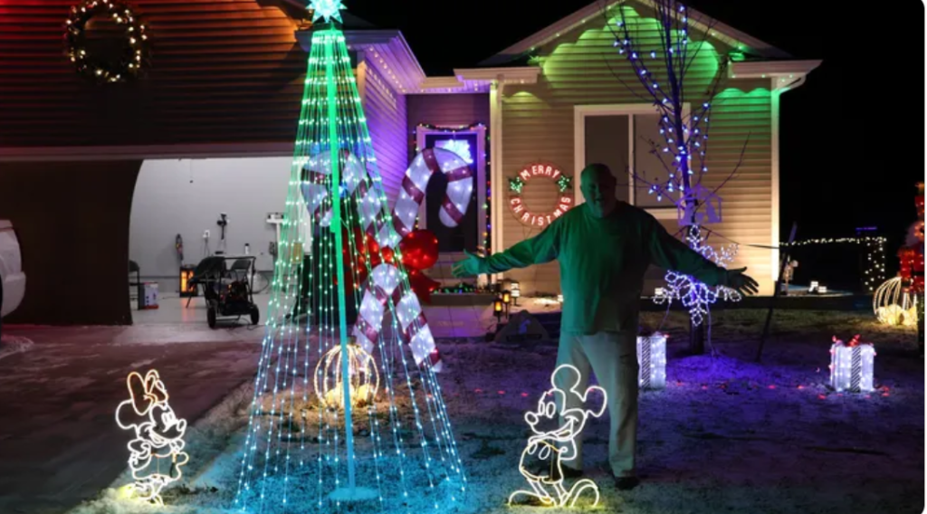 christmas lights, christmas, snow