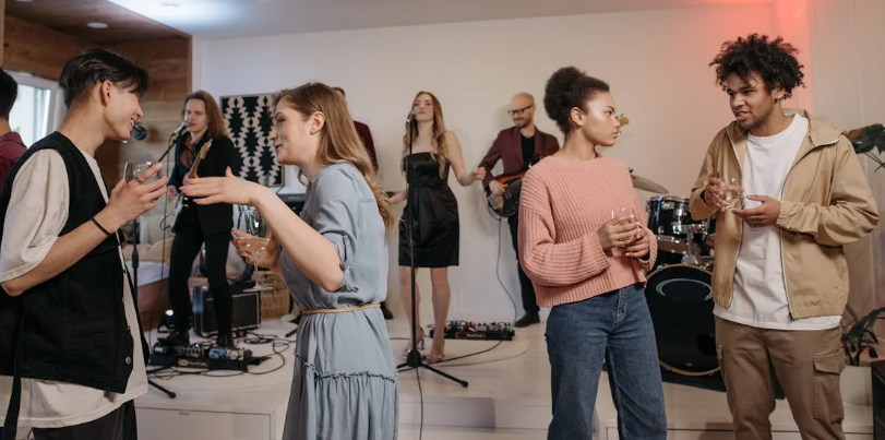 party, conversastion tips, harvard