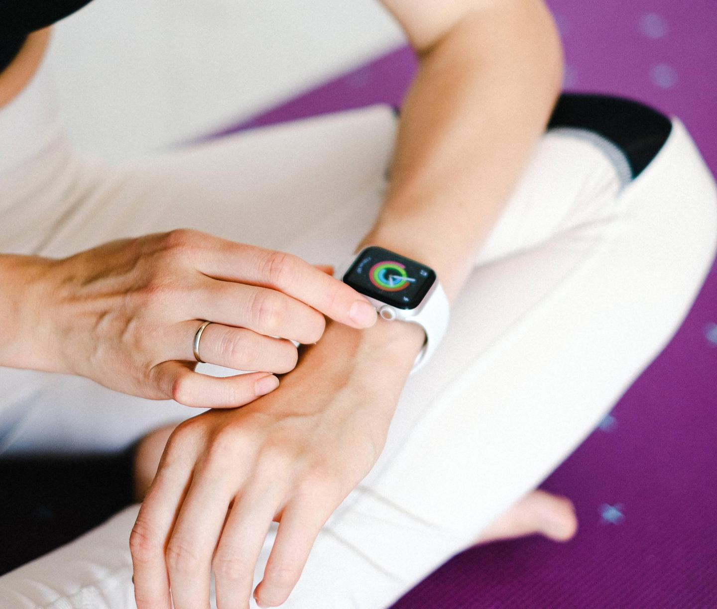 woman wearing Apple Watch