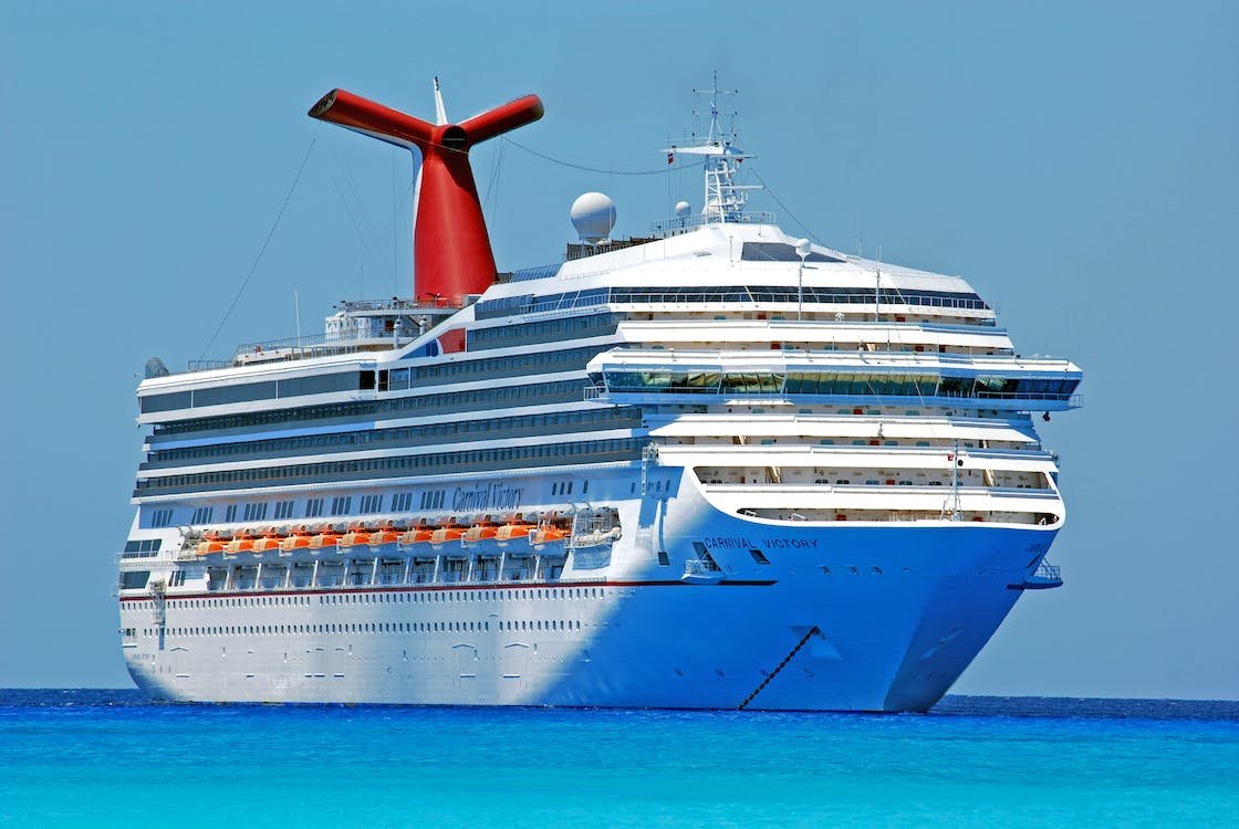 cruise ships, living on cruise ships, Ryan Gutridge