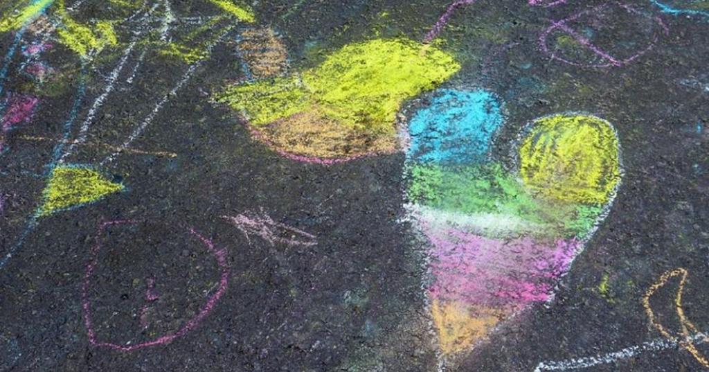 sidewalk chalk, hoa complaints, brooklyn