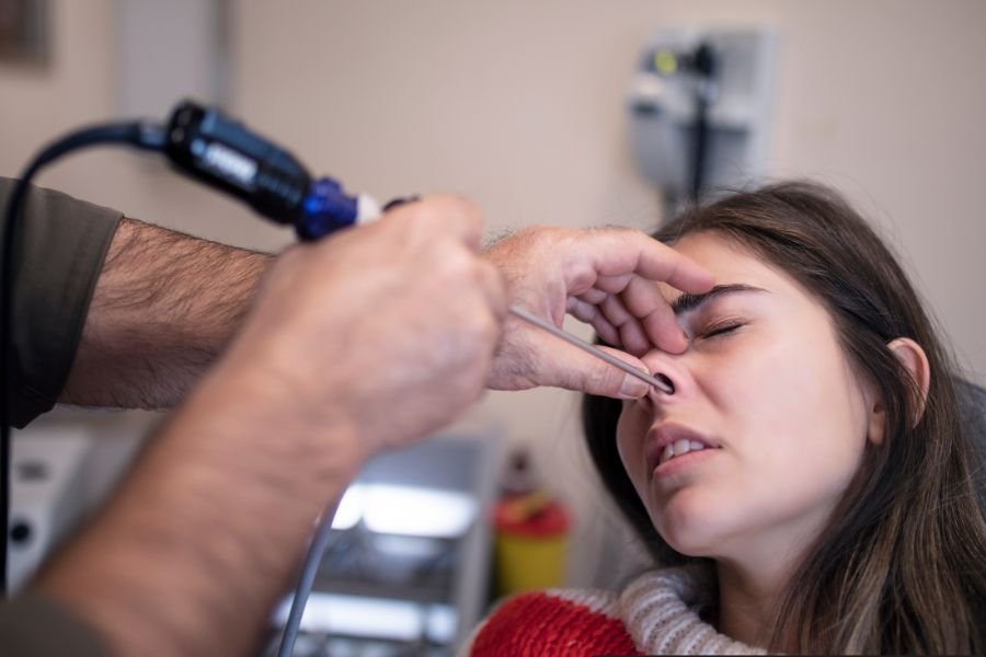 chronic congesting; sinusitis; cranio facial release; balloon in nose; nose congestion; doctors; ENT