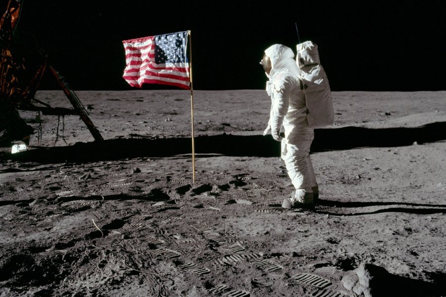 astronaut, moon, NASA