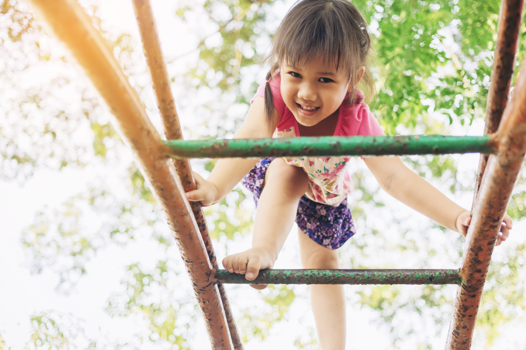 kids, playing, parenting, free range parenting, modern families, old-school parenting, parenting advice