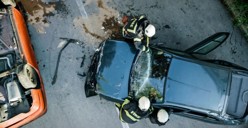 car wreck, cra crash, deadly crash, firemen, jaws of life, broken windshield