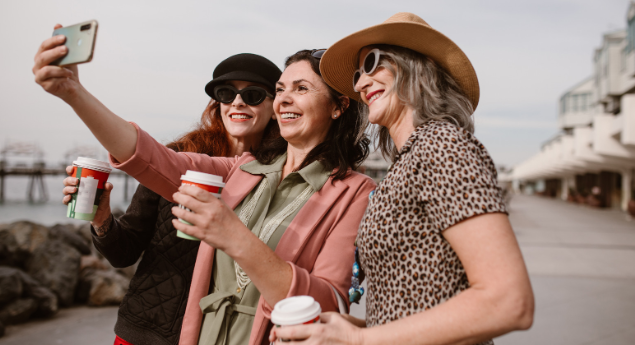 friends, photos, selfies