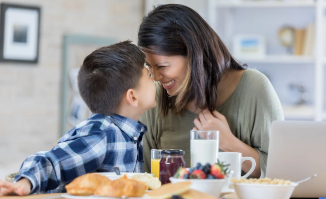 stepchildren, stepmoms, step-dads, stepparenting, therapist advice,