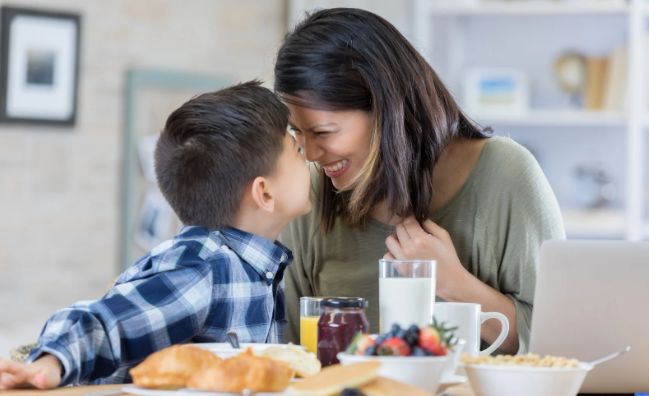 stepchildren, stepmoms, step-dads, stepparenting, therapist advice, 