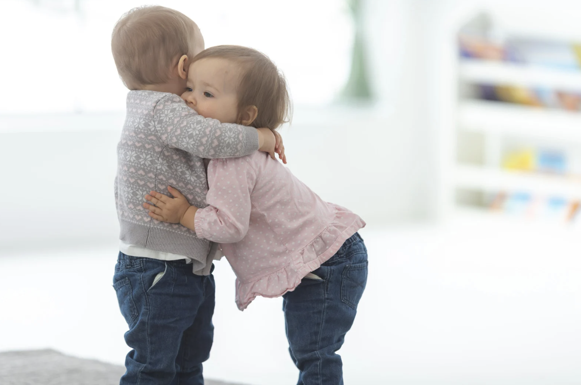 parenting advice, parenting hacks, parenting, family, modern families, babies, toddlers, affection