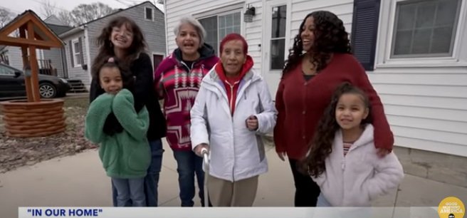 family, four generations, home, Lowe family, families