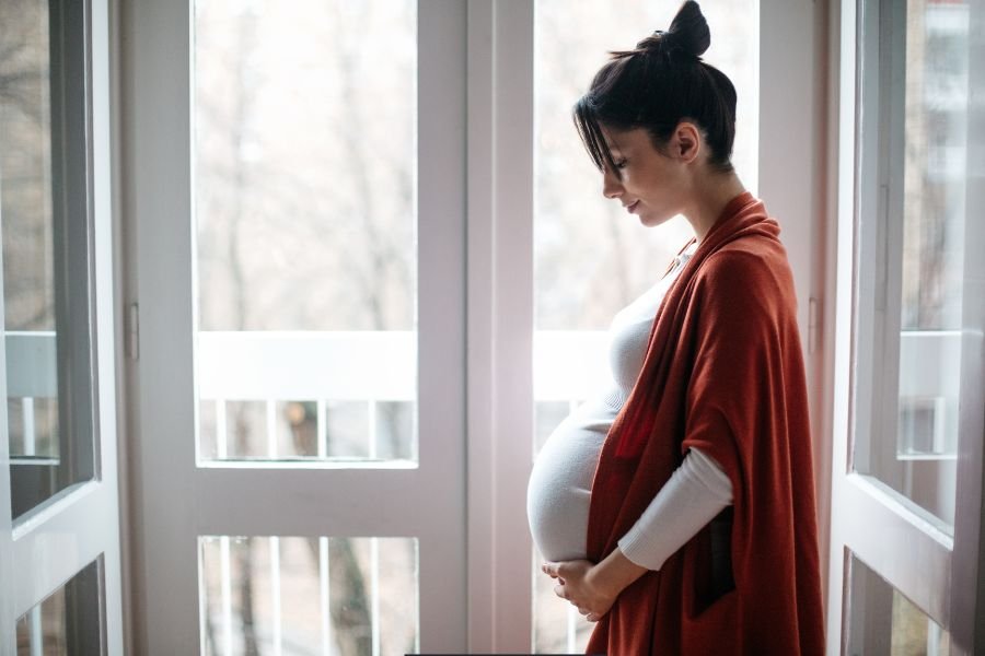 pregnant woman, woman with child, kids, pregnant, pregnancy, pregnancy heart failure.