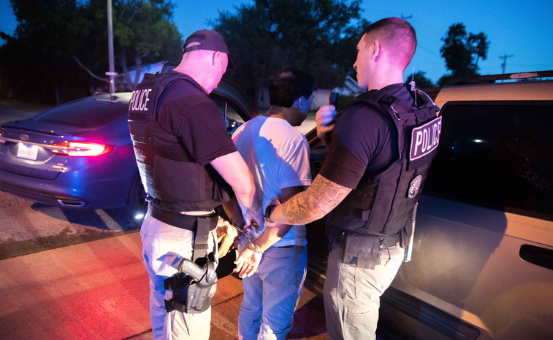 immigration, crime, arrests, ICE, undocumented people, immigration law