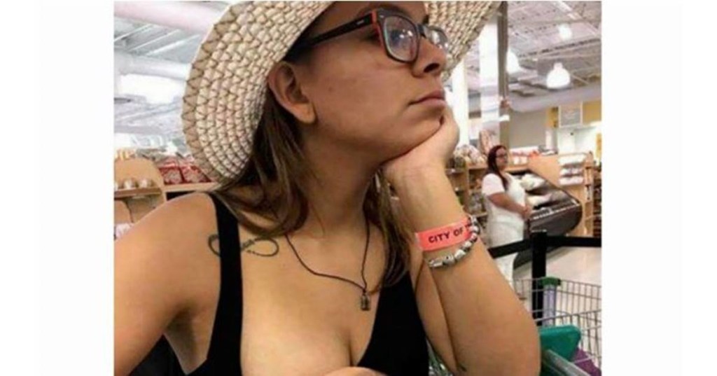 breastfeeding, moms, breastfeeding shame, breastfeeding laws, public breastfeeding, motherhood, babies