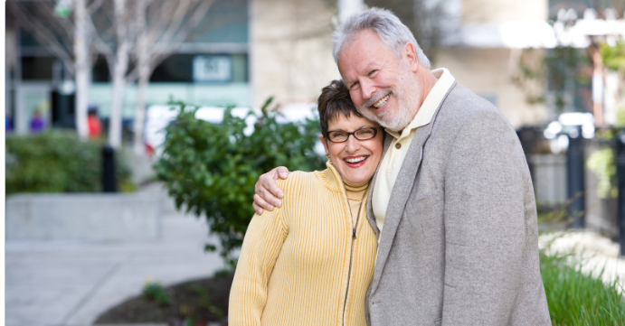 boomer couple, married boomers, middle-aged people, happy couple, smiling couple 60s