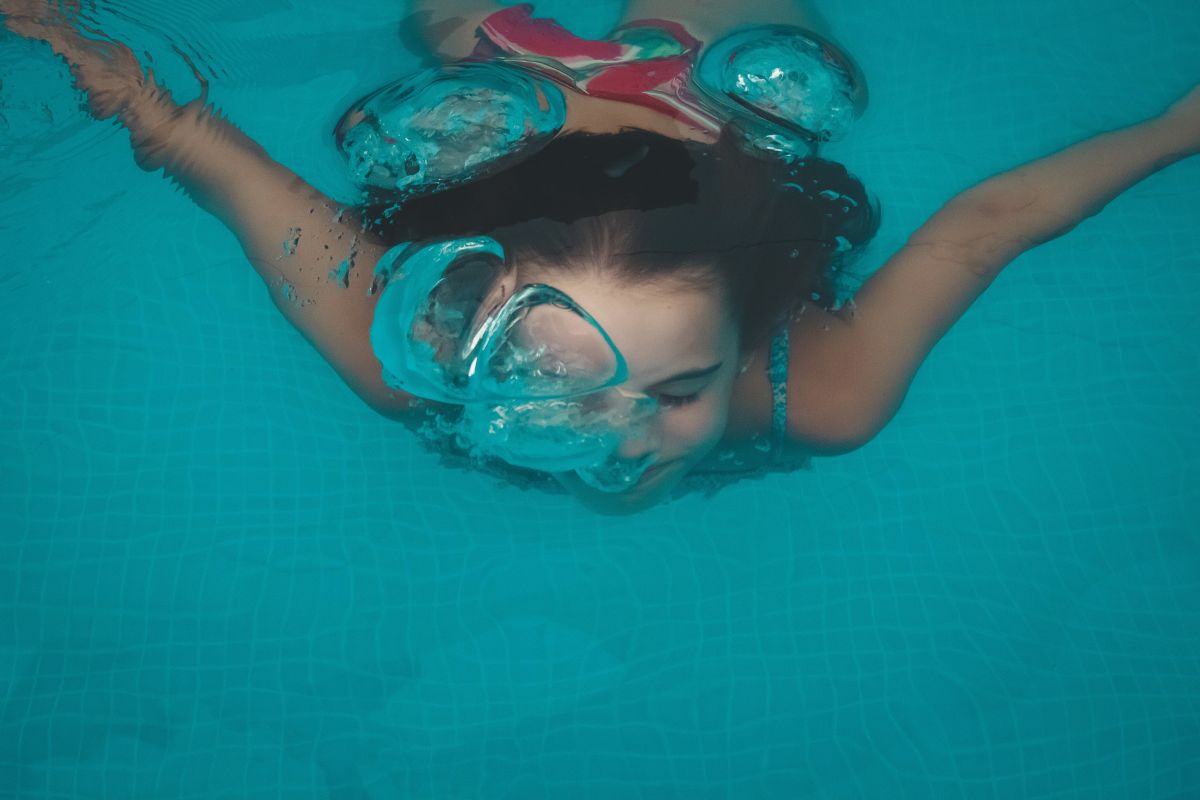 nostalgia, swimming, chlorine, memory, smells