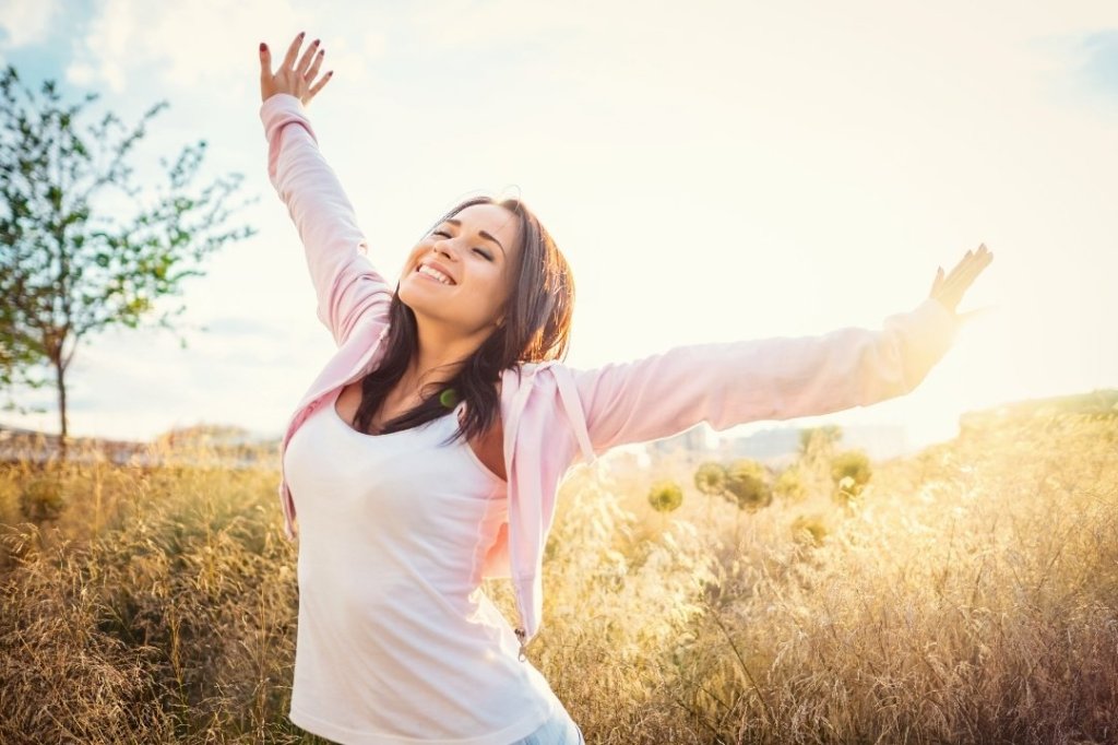 happy woman, carl jung, happiness, contentment