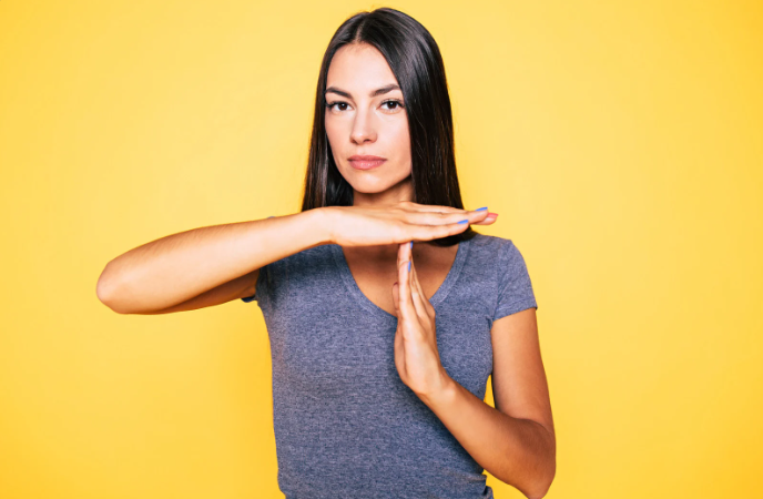 comebacks, rude comments, insults, woman, time out, stop, insults