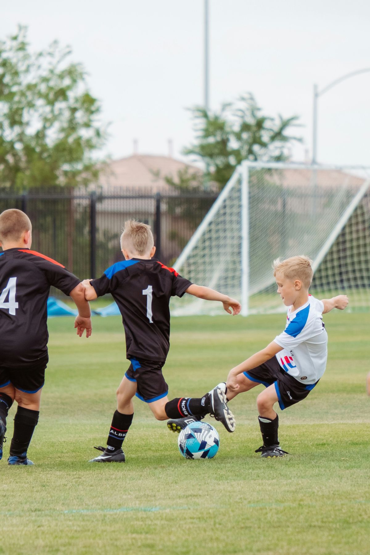 kids, youth sports, kids sports, soccer, dance, ballet, parents, parenting, moms, motherhood, children