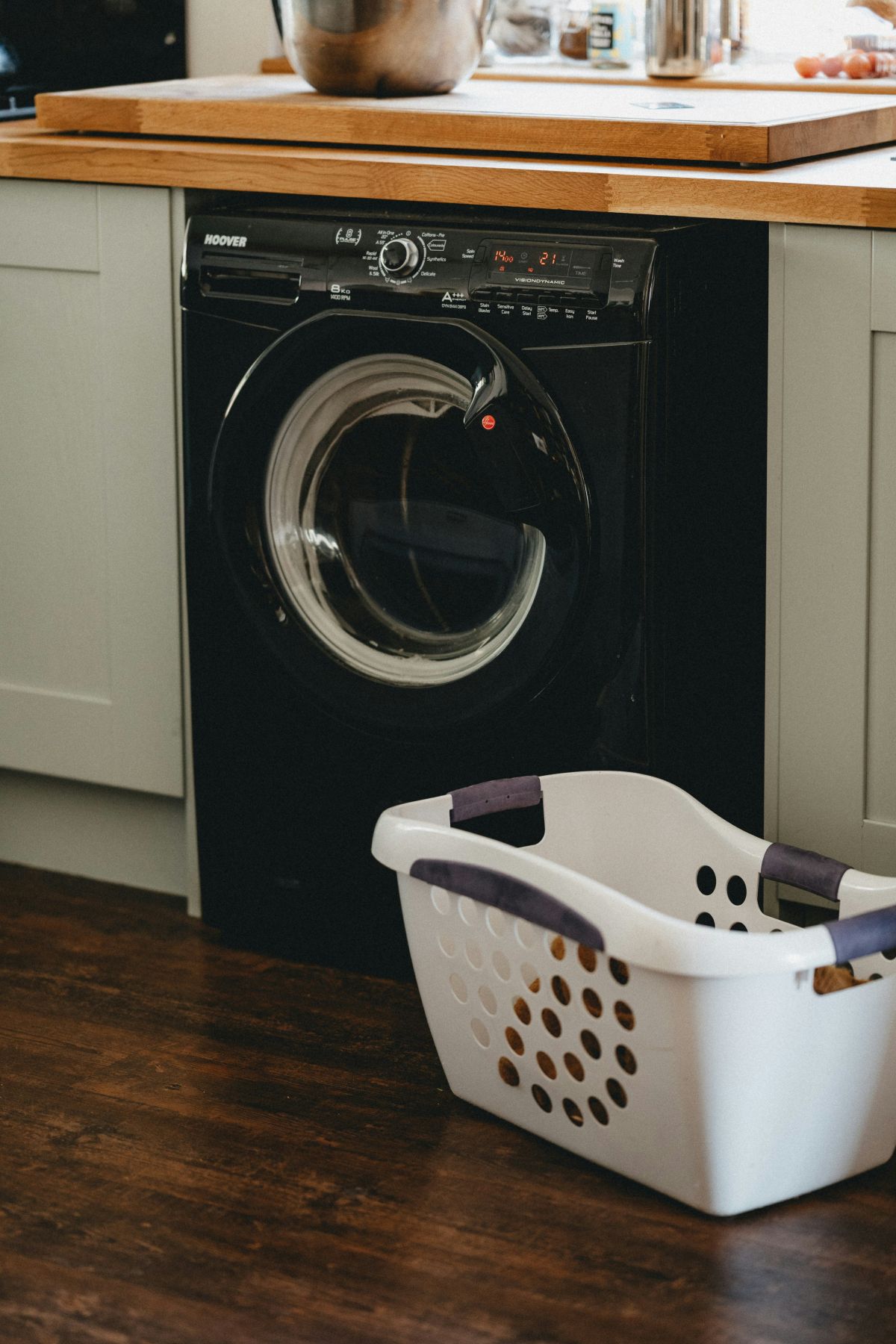 laundry; bone cancer; love story; man builds device; kindness