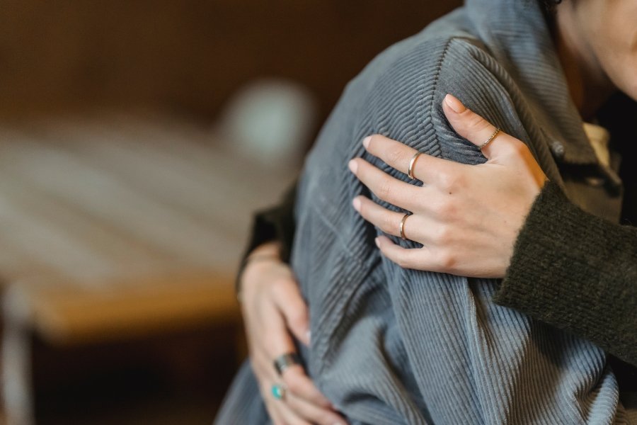 depression, mental health, mental illness, support, friendship, hug