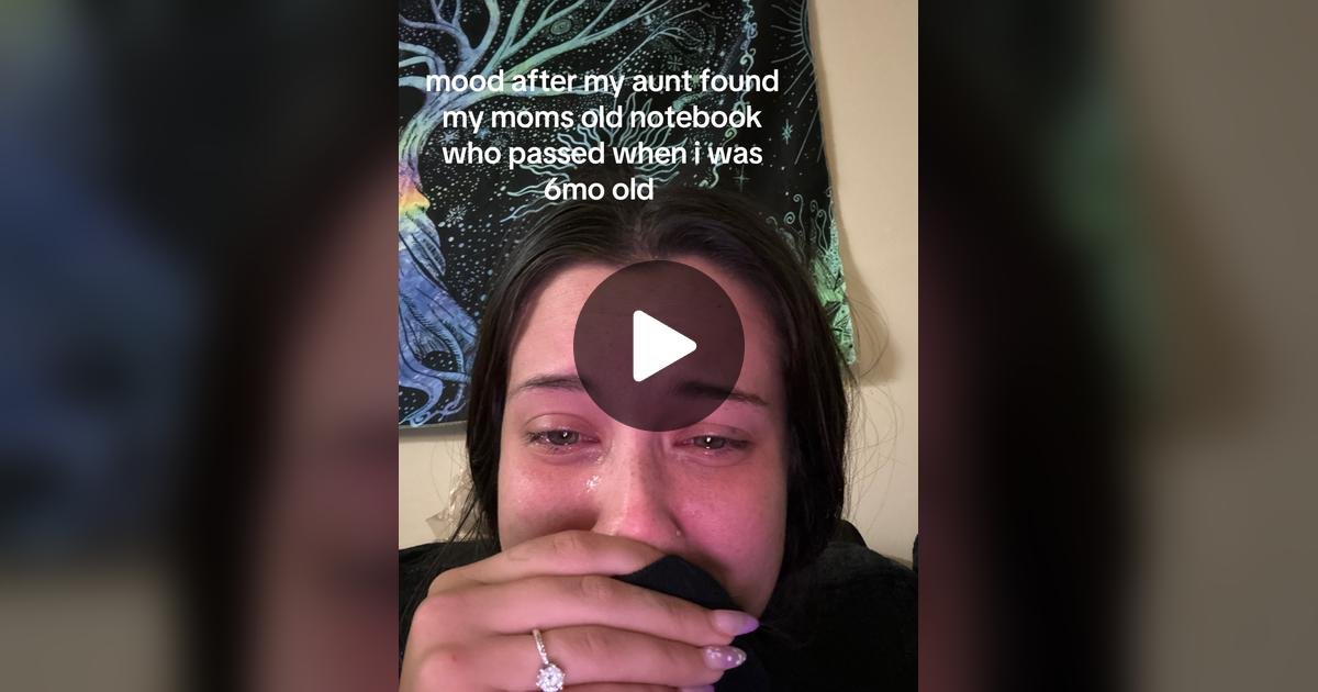 image, screenshot, video, tiktok, parents, children, notebook