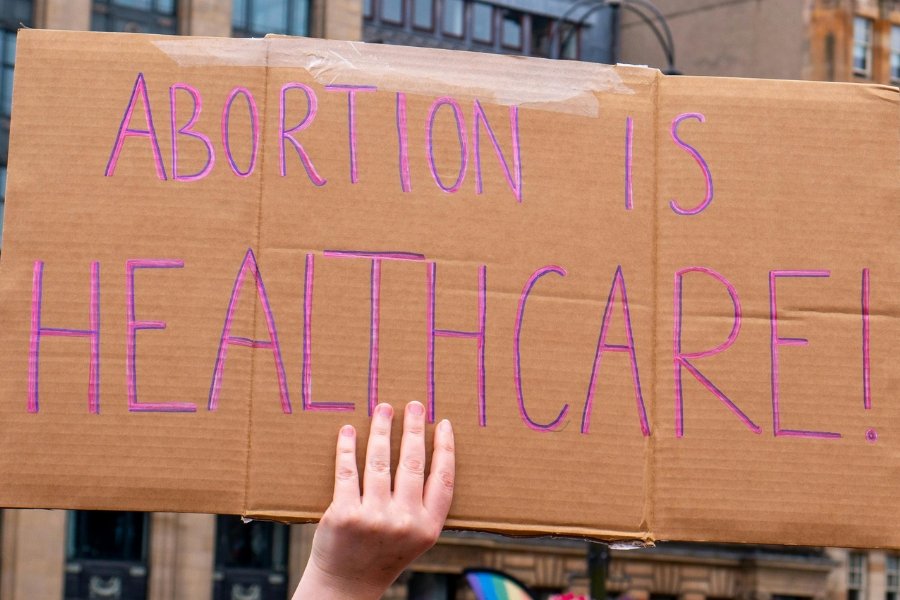 abortion, abortion debate, prolife, prochoice, roe v. wade, dobbs decision, reproductive rights