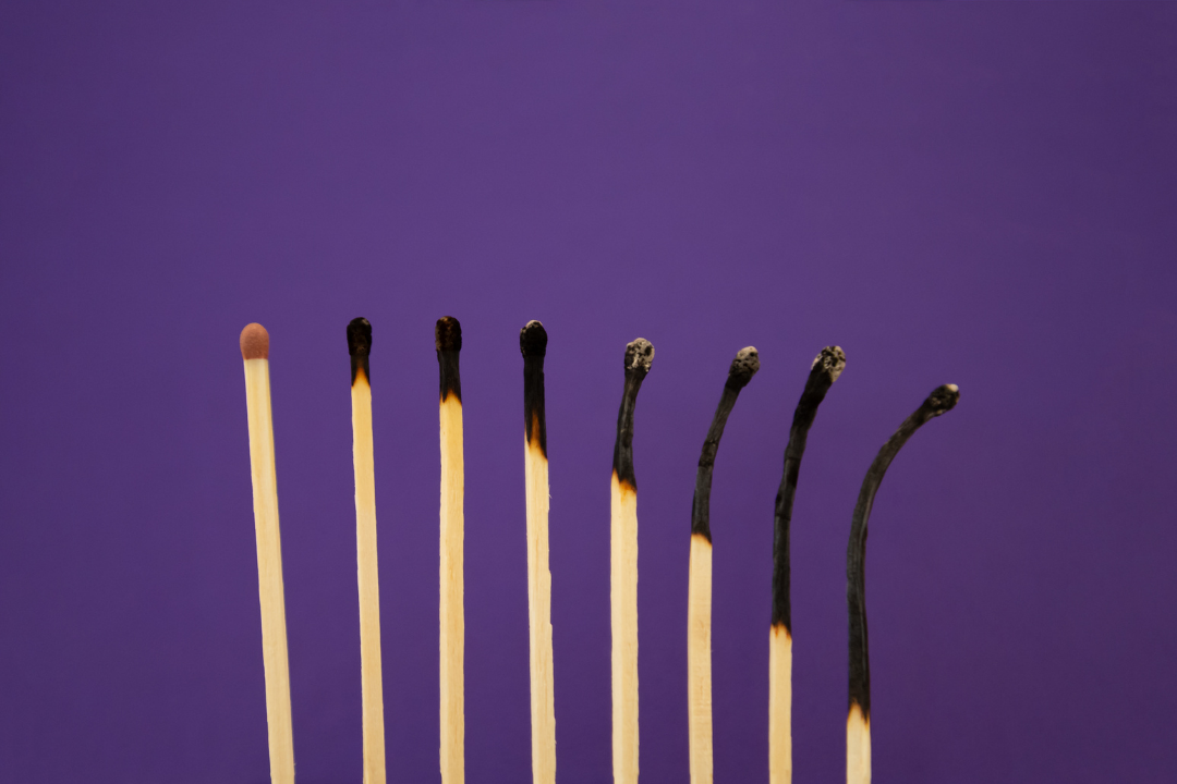 stress, overwork, quiet cracking, employees, dissatisfaction