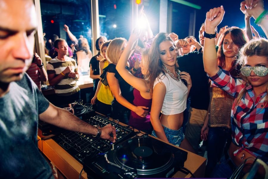 dance club; night club; millennials; gen x; trans friendly; nonbinary friendly; motherhood; earlybird club