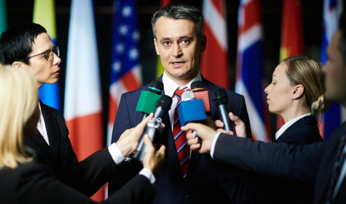 politicians, idiots, dumb people, anti-intellectualism, candidate,