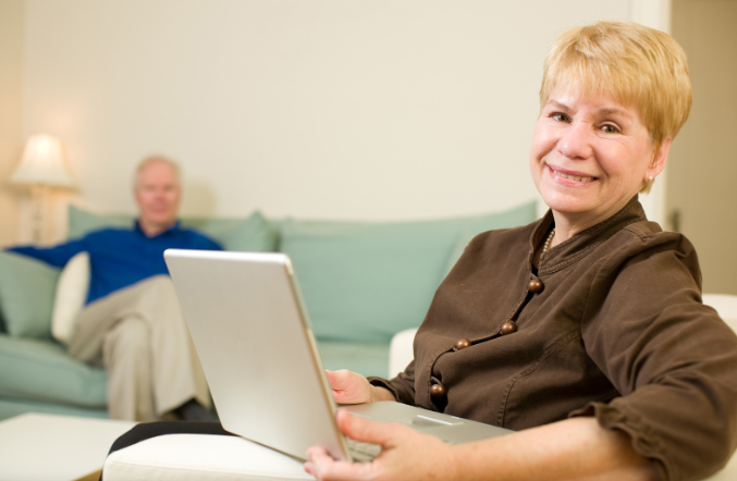 baby boomers, boomer grandparents, grandparents facebook, boomers laptops