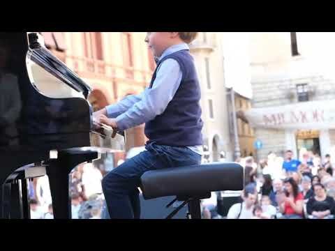 piano, piano prodigy, 5-year-old, Alberto Cartuccia Cingolani