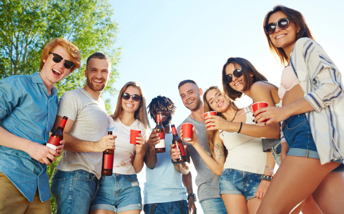 young people, college kids, red cups, party, co-ed party, college, beer