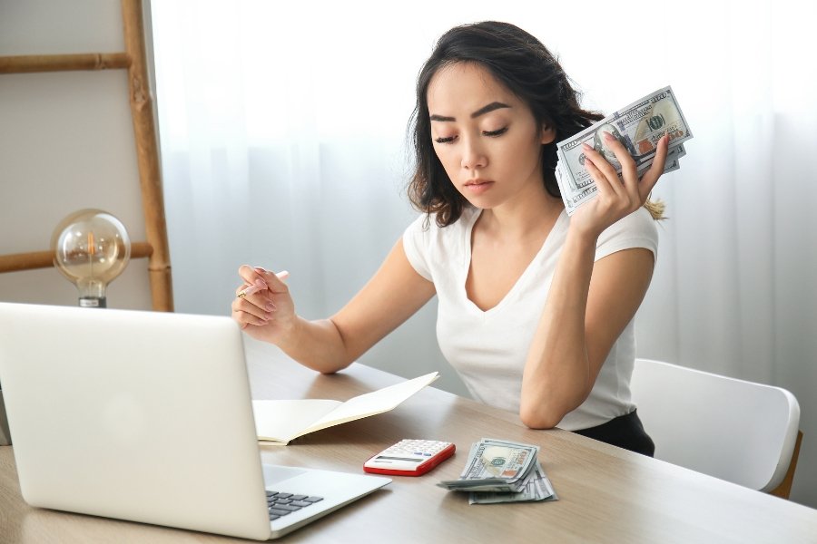 money, finance, financial advice, budget, budgeting