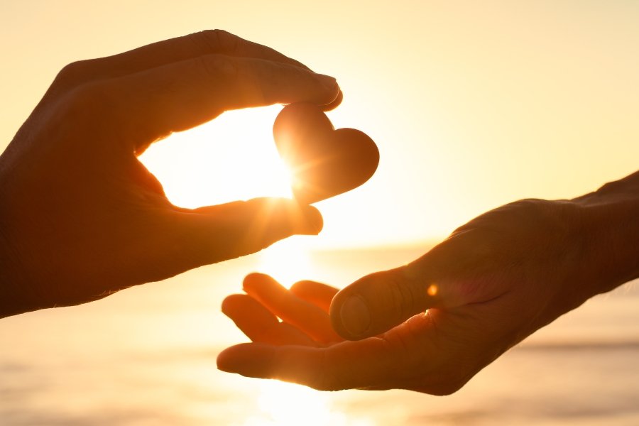 golden rule, treat others as you want to be treated, kindness, treat people with kindness, kindness