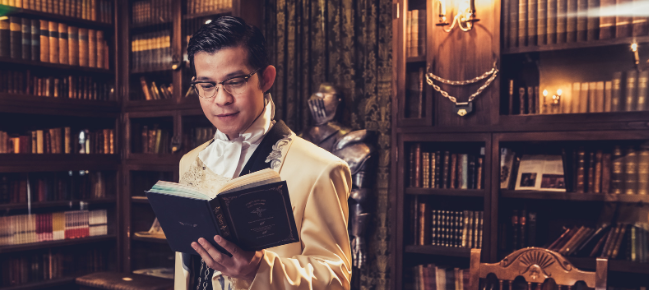 smart people, thoughtful people, intelligence, signs of intelligence, reading, books